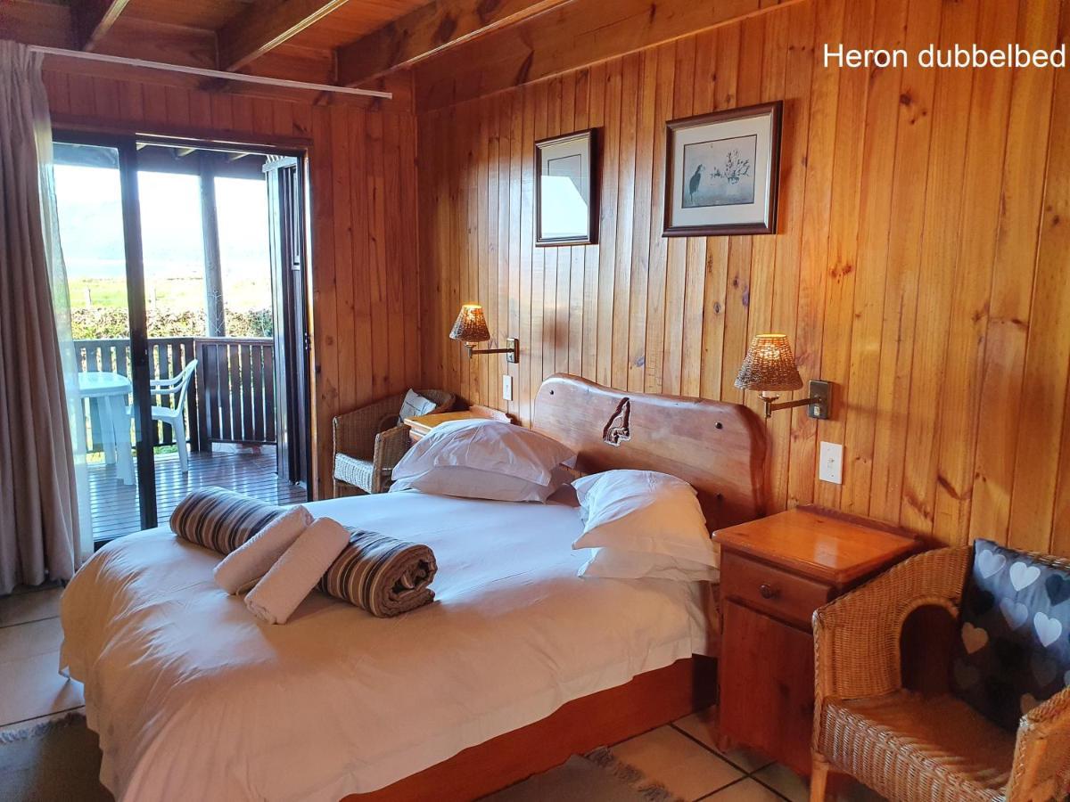 Lakeside Accommodation Knysna Ngoại thất bức ảnh