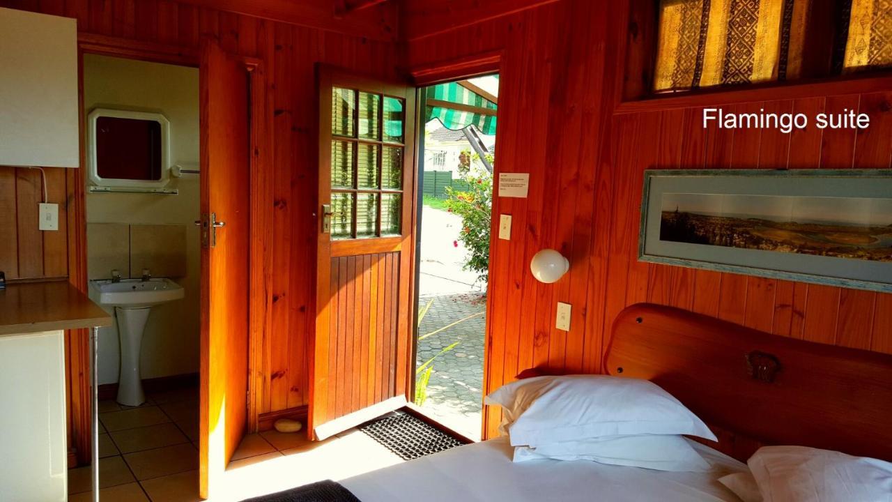 Lakeside Accommodation Knysna Ngoại thất bức ảnh