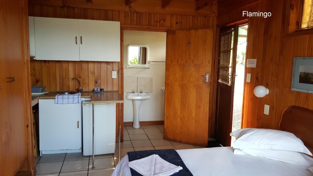 Lakeside Accommodation Knysna Ngoại thất bức ảnh