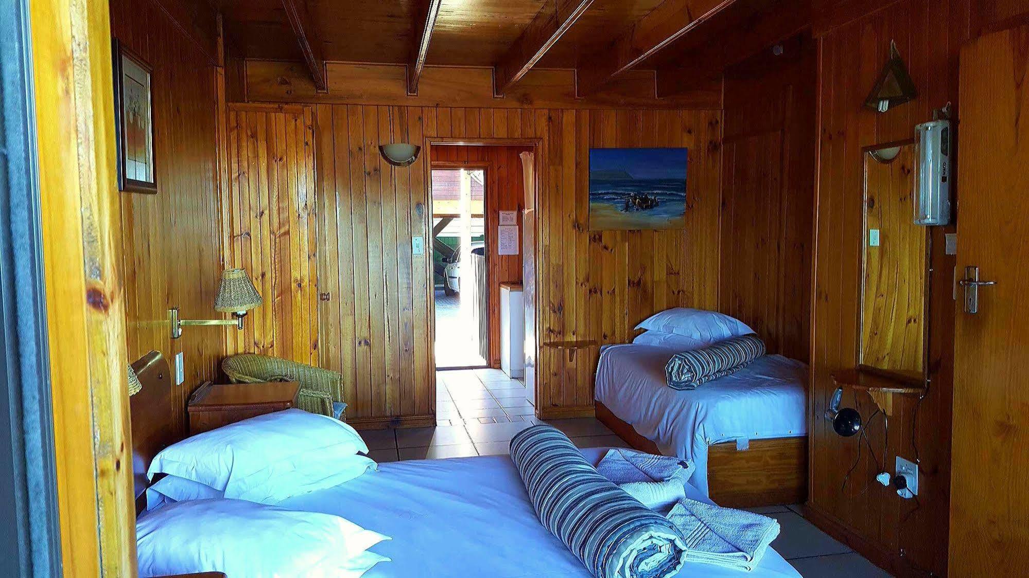 Lakeside Accommodation Knysna Ngoại thất bức ảnh